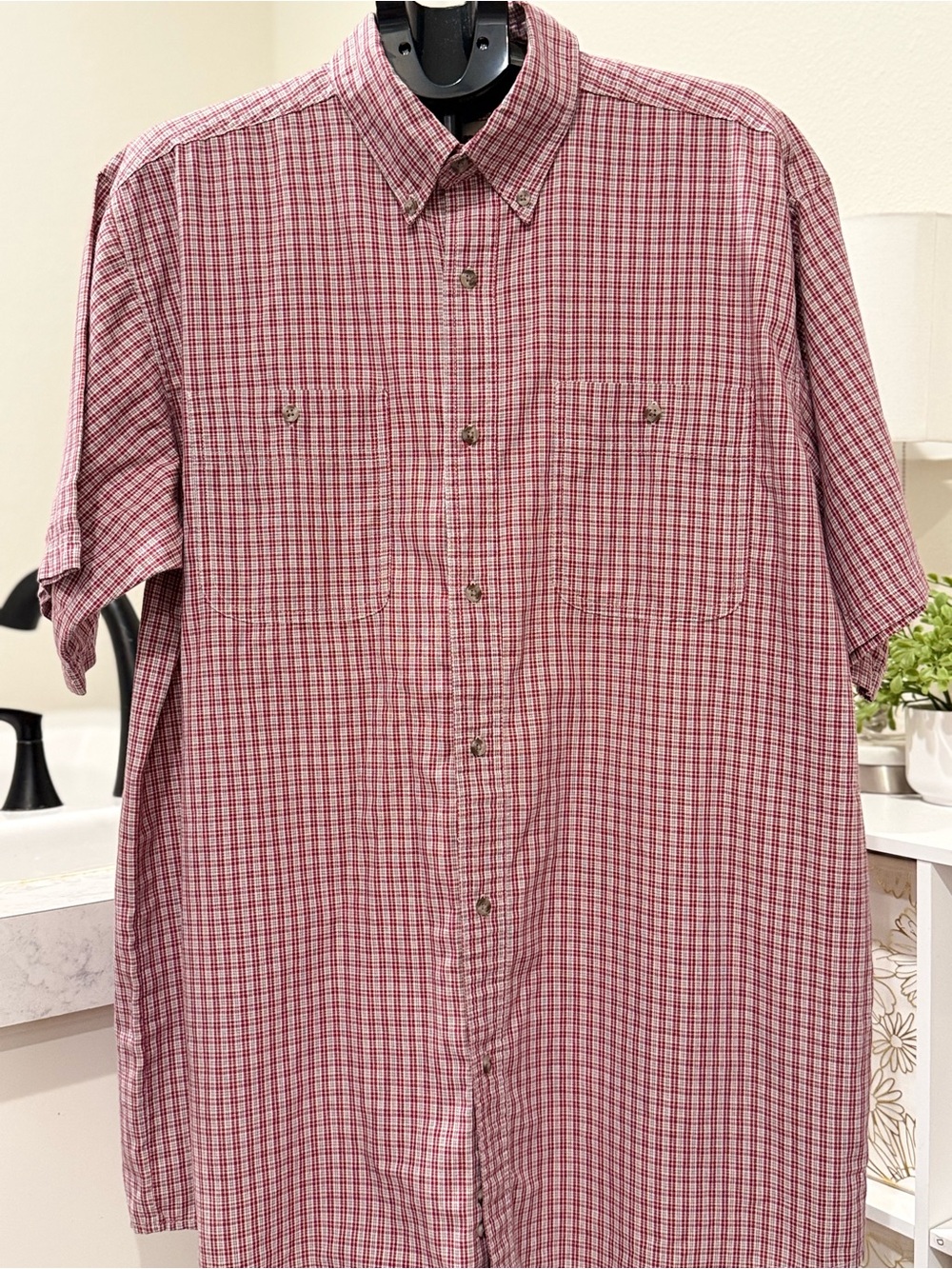 Wrangler Rugged Wear Men’s XL Red Plaid Short Sleeve Button Down Shirt